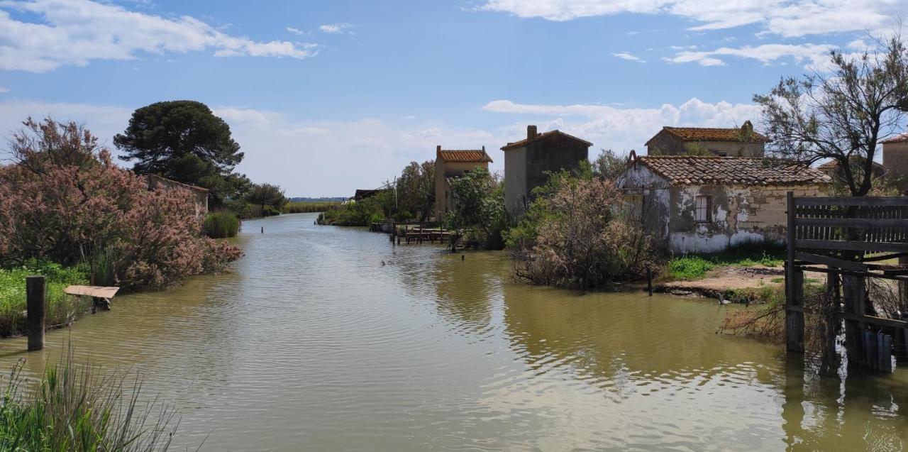 Nostal'Gite Lansargues Bagian luar foto